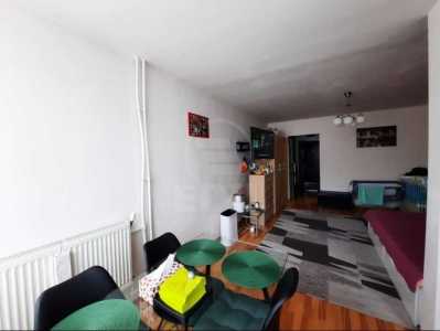 Studio de vente, GACJ352708-4