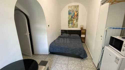 Studio de louer, GACJ352503