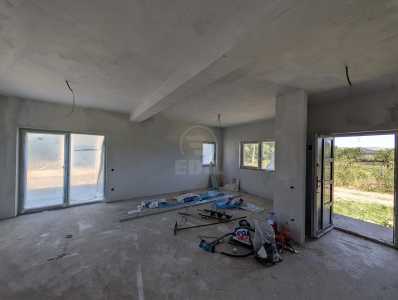 Maison de vente 4 chambres, CACJ246503FLO-7