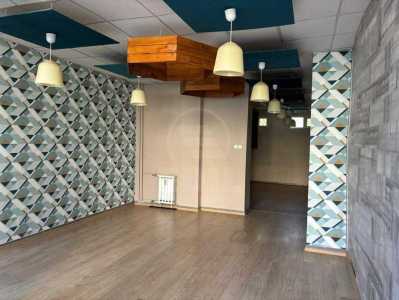 Espace commercial de louer 2 chambres, SCCJ351949-2