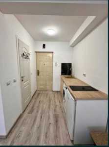 Studio de vente, GACJ352648-3
