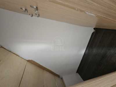 Espace commercial de louer 7 chambres, SCCJ353313-15