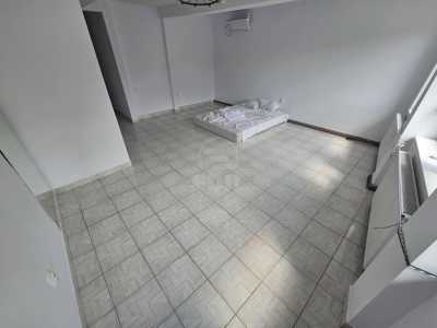 Espace commercial de louer 7 chambres, SCCJ353313-7