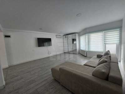 Appartement de louer 4 chambres, APCJ353580