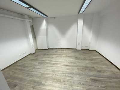 Bureau de louer 2 chambres, BICJ353266-7