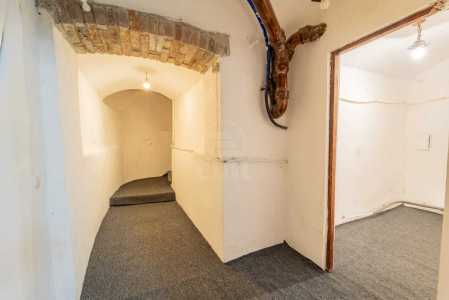 Bureau de louer 3 chambres, BICJ353555-6