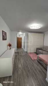 Studio de vente, GACJ354410-1