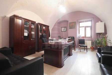 Bureau de louer 2 chambres, BICJ353766