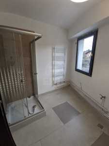 Espace commercial de louer un chambre, SCCJ355170-10