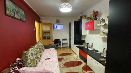 Studio de vente, GACJ355135-2
