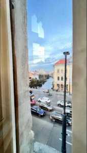 Bureau de louer 4 chambres, BICJ355146-15