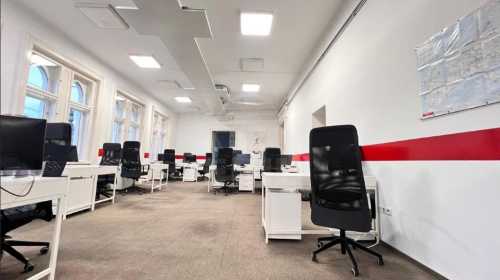 Bureau de louer 4 chambres, BICJ355146-1