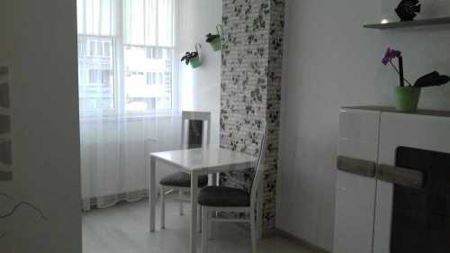 Studio de vente, GACJ355301-5