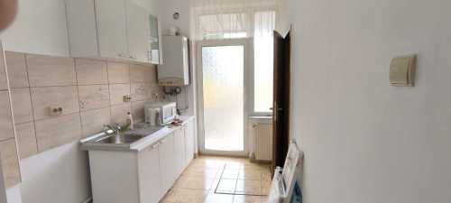 Espace commercial de louer 2 chambres, SCCJ354775-8