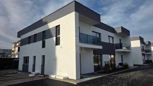 Maison de vente 5 chambres, CACJ246842FLO-1