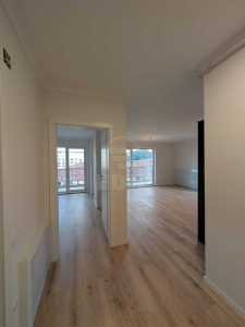 Appartement de vente 3 chambres, APCJ246806FLO-5