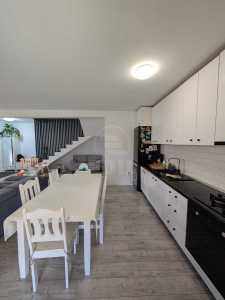 Maison de vente 3 chambres, CACJ246818FLO-9