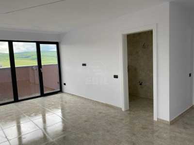 Appartement de vente 4 chambres, APCJ246900FLO-6