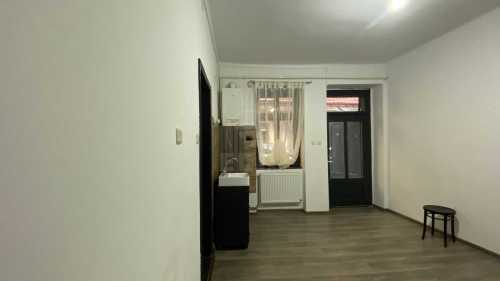 Studio de vente, GACJ355790-17