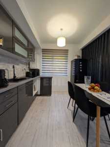 Appartement de vente 2 chambres, APCJ246874FLO-8