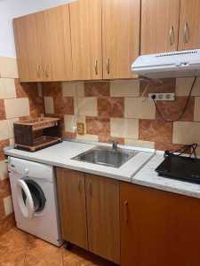 Studio de vente, GACJ355537-8