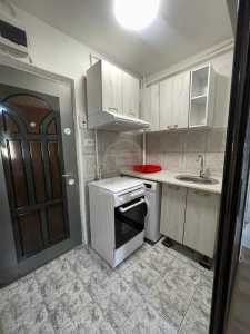 Studio de vente, GACJ355645-6