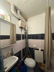 Studio de vente, GACJ355398-9