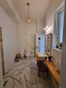 Bureau de louer 3 chambres, BICJ356554-7