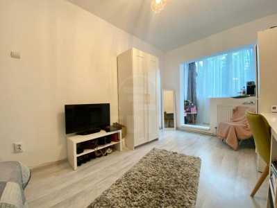 Studio de vente, GACJ356812-1