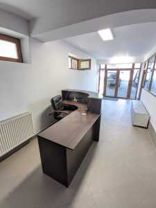 Bureau de louer 3 chambres, BICJ357251-1