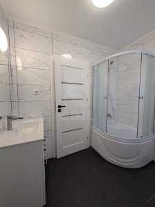 Appartement de vente 3 chambres, APCJ247102FLO-11