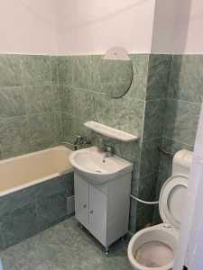 Studio de vente, GACJ357377-7