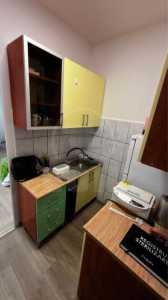 Studio de vente, GACJ357682-2