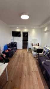 Studio de vente, GACJ357682-8