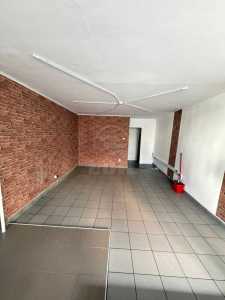 Espace commercial de louer un chambre, SCCJ357637-2