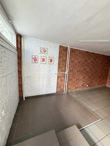 Espace commercial de louer un chambre, SCCJ357637-1