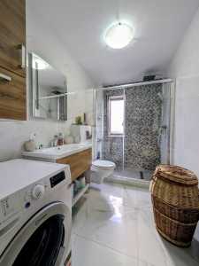 Appartement de vente 2 chambres, APCJ247132FLO-13