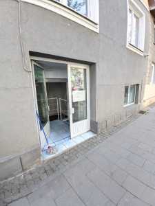 Espace commercial de louer 7 chambres, SCCJ357896-17