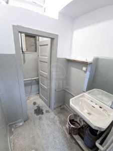 Espace commercial de louer 7 chambres, SCCJ357896-9