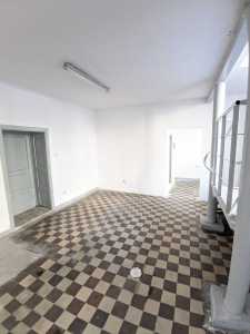 Espace commercial de louer 7 chambres, SCCJ357896-1