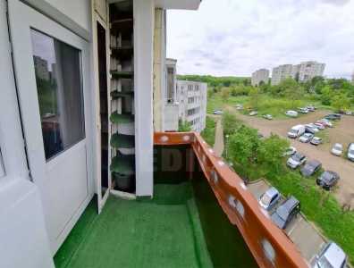 Studio de vente, GACJ358210-7