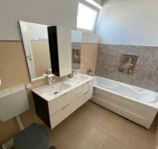 Appartement de vente 3 chambres, APCJ247194FLO-8