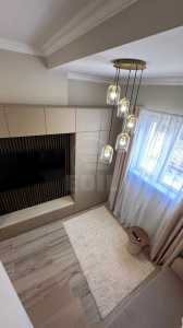 Studio de vente, GACJ358211-15