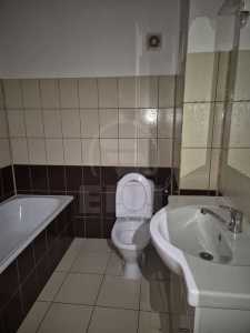 Bureau de louer 3 chambres, BICJ358195-4