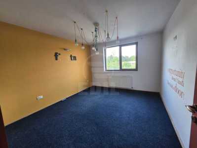 Bureau de louer 3 chambres, BICJ358195-5
