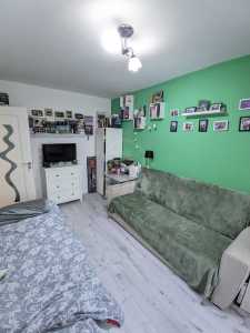 Studio de vente, GACJ358512-3