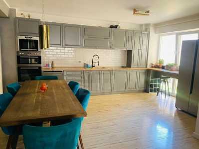 Appartement de louer 4 chambres, APCJ358427-1