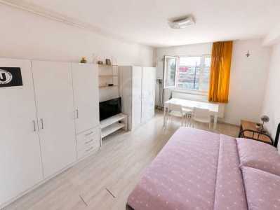 Studio de vente, GACJ359199-2