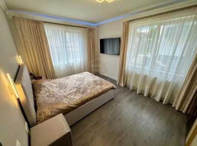 Appartement de vente 3 chambres, APCJ247296FLO-5