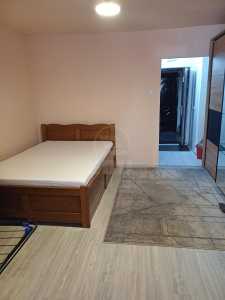 Studio de vente, GACJ359691-1